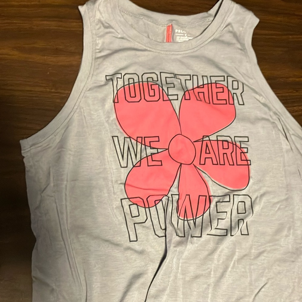 Peloton women’s small latitude muscle tank top flower power